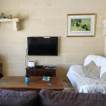 Villa With Large Private Pool Gozo Qala