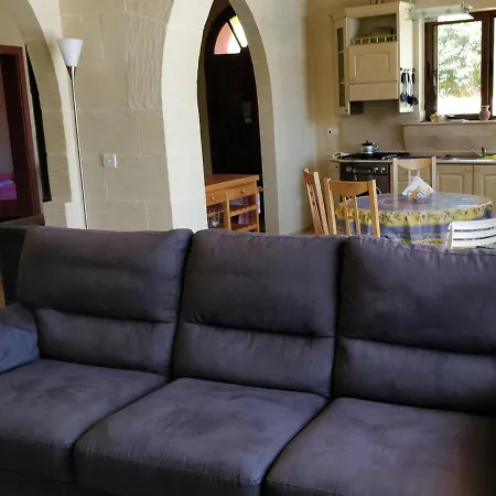 With Large Private Pool Gozo Вилла *