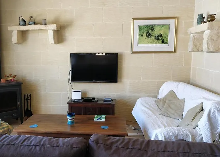 Villa With Large Private Pool Gozo Qala