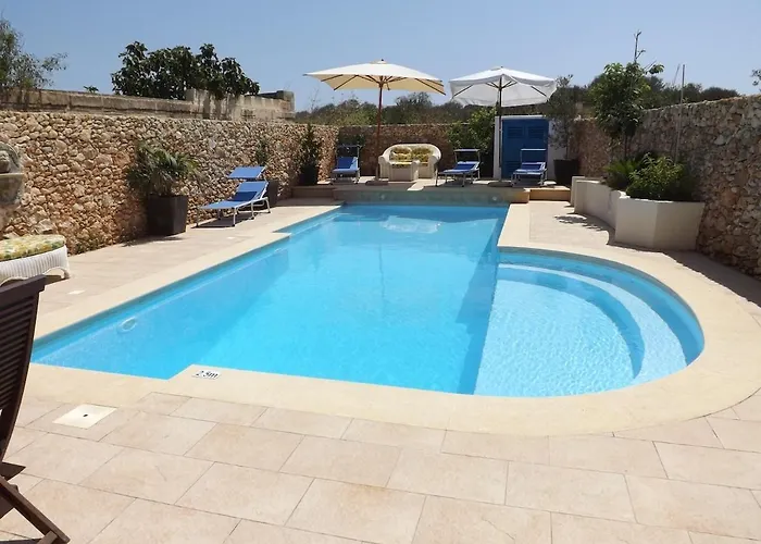 With Large Private Pool Gozo * Qala